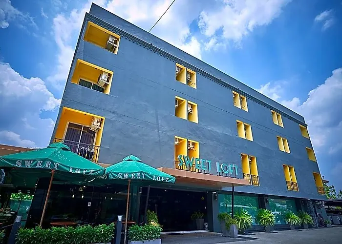 Sweetloft Don Muang Hotel